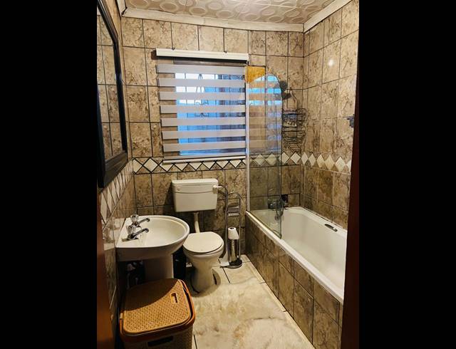 3 BEDROOM FREESTANDING FOR SALE IN SOSHANGUVE XX